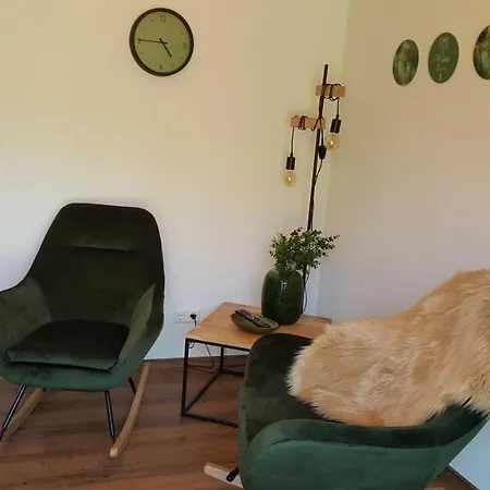 Weinlodge Am Geissberg Eberstadt