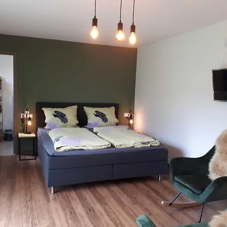 Weinlodge Am Geissberg * Eberstadt