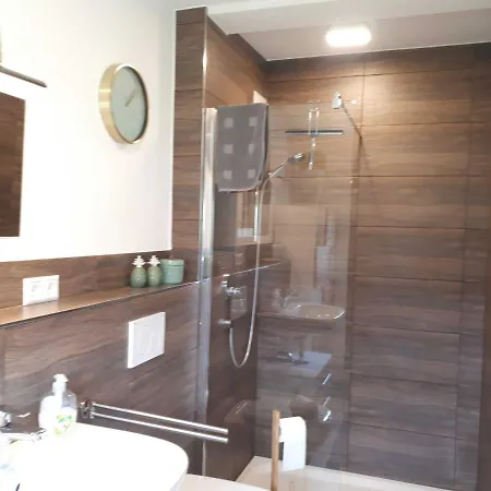 Weinlodge Am Geissberg Eberstadt